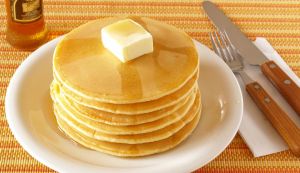 Pfannkuchen oder Pancake zubereiten