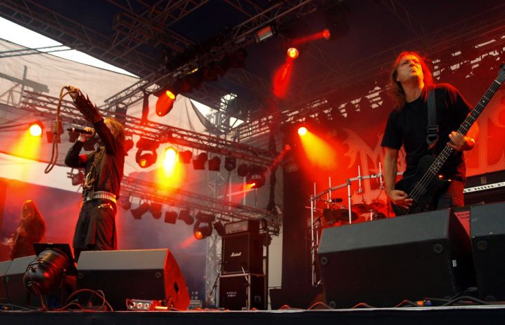Bei einem Konzert absolut großartig aussehen