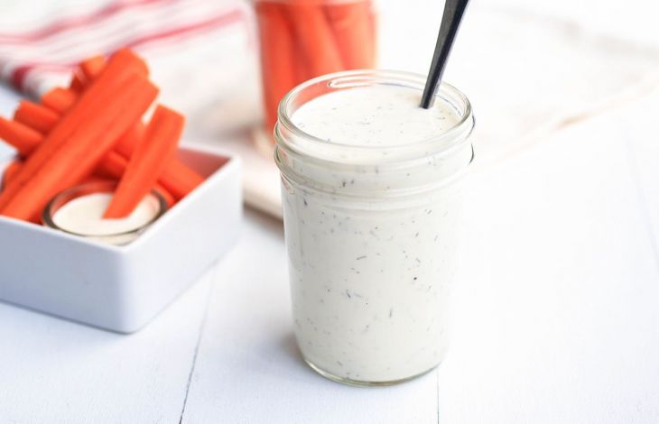 Ranch Dressing zubereiten