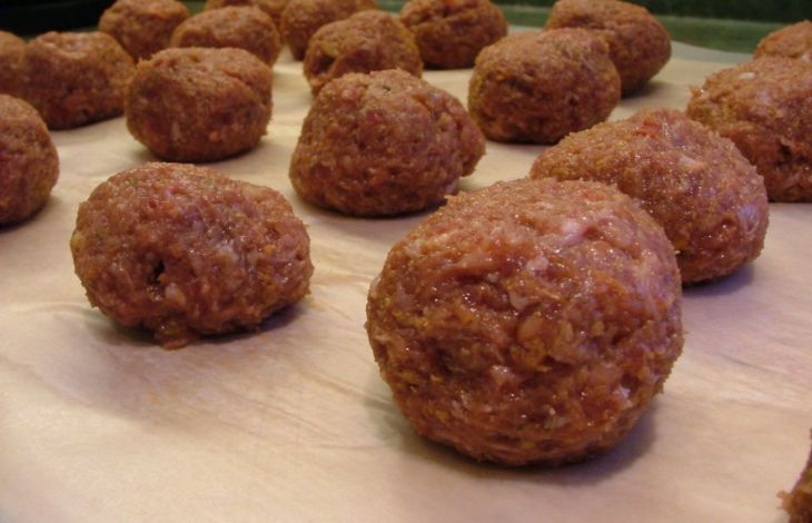 Fleischbällchen zubereiten