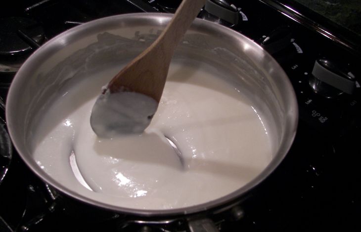 Bechamelsauce zubereiten