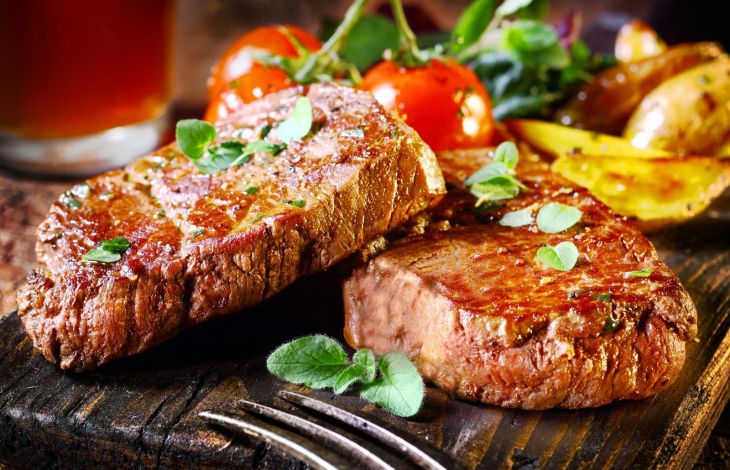 Steaks im Ofen zubereiten