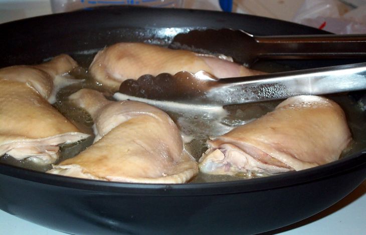 Hähnchen pochieren