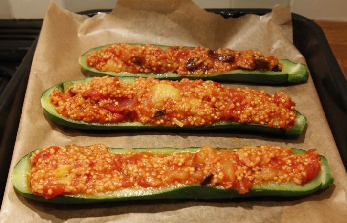 Gefüllte Zucchini zubereiten