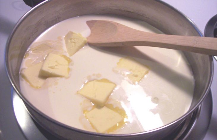 Alfredo Sauce selbst zubereiten