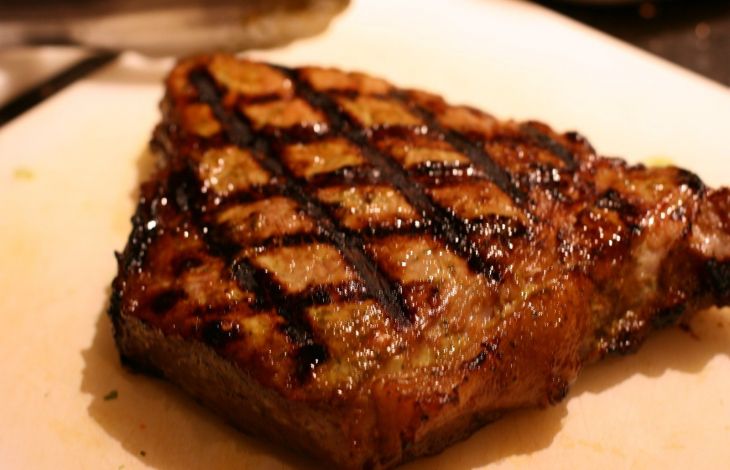 Ein Steak nach London Broil Art im Ofen zubereiten