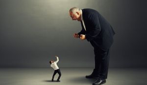 Tipps um sich gegen einen schlechten Chef zu wehren