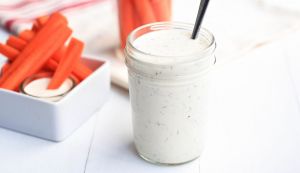 Ranch Dressing zubereiten