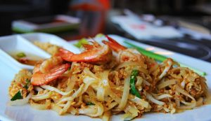 Pad Thai zubereiten