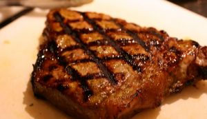 Ein Steak nach London Broil Art im Ofen zubereiten