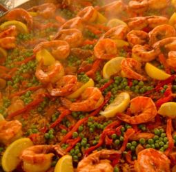 Eine echte spanische Paella machen